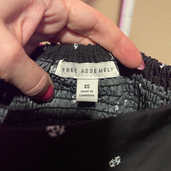 Free Assembly Black Dress with White Floral Accents - Picture 4 of 5